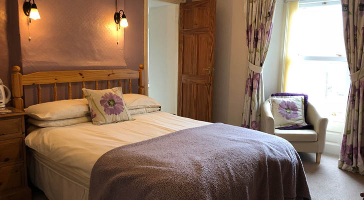 Historic B&B sold by Kings Business Banner